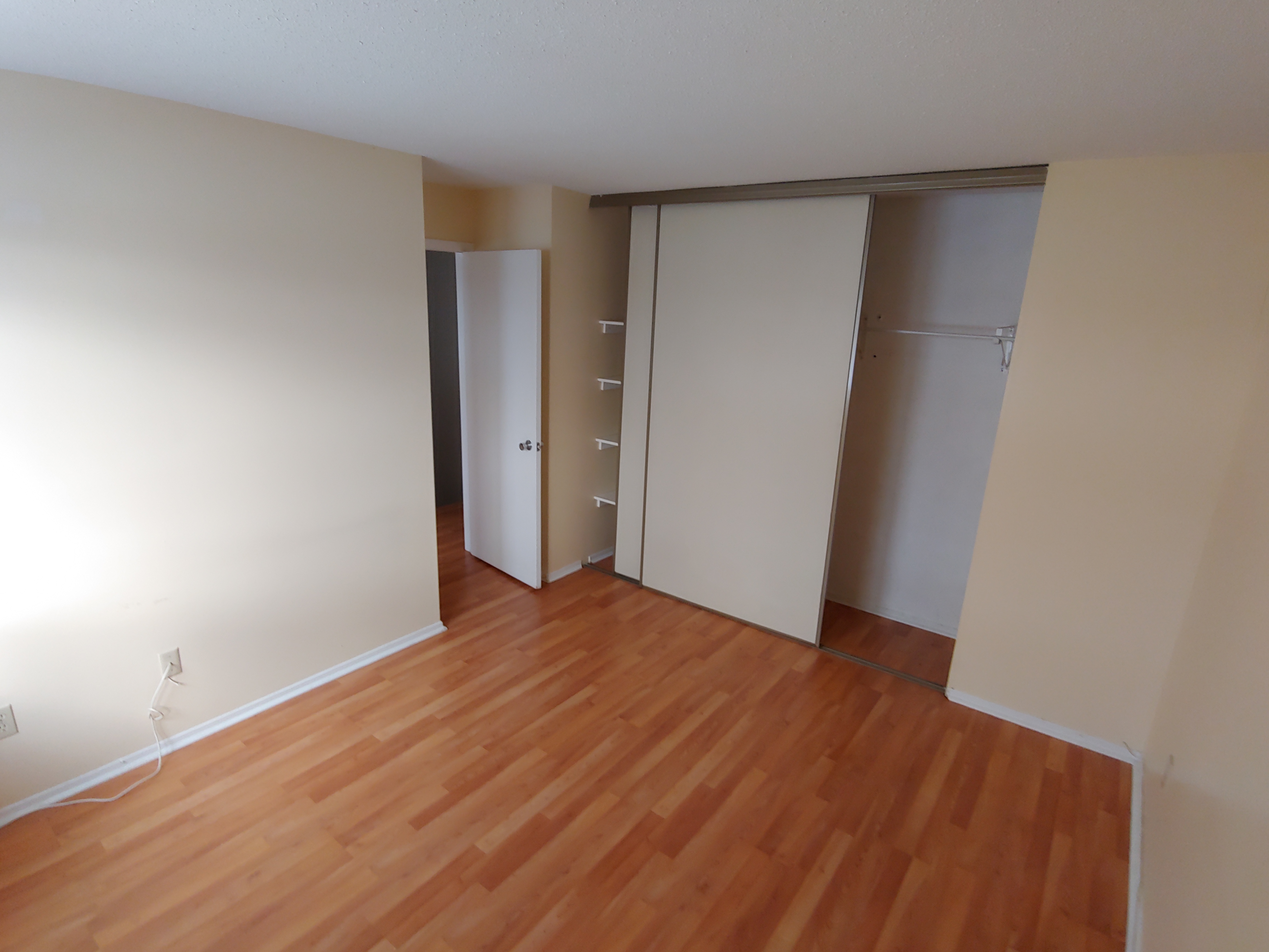Dovercourt townhome interior